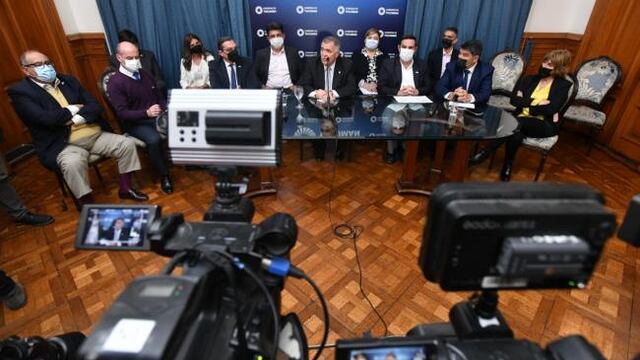 Osvaldo Jaldo: “El Gobierno provincial viene dialogando permanentemente para mantener la paz social con todos los sectores de la comunidad”