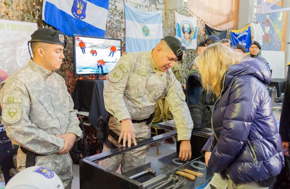 Tierra del Fuego: comienza una nueva edición de la Expo “Conociendo tu policía”