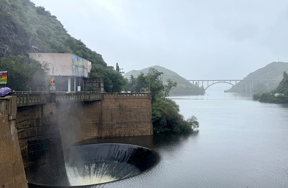 Un hombre de 86 años murió tras caer al dique San Roque