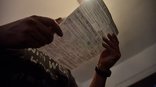 Una cooperativa de Córdoba bonificó hasta un 100% las facturas de luz de los vecinos . (pedro castillo)