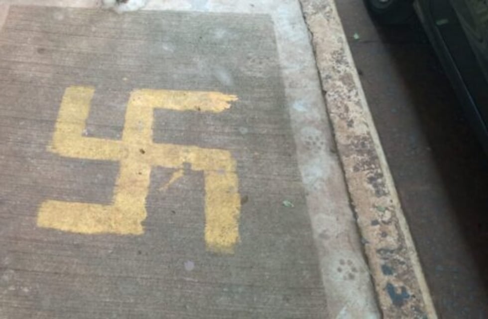 Pintadas nazis en Eldorado: la DAIA reconoció el trabajo de las autoridades en el esclarecimiento del hecho