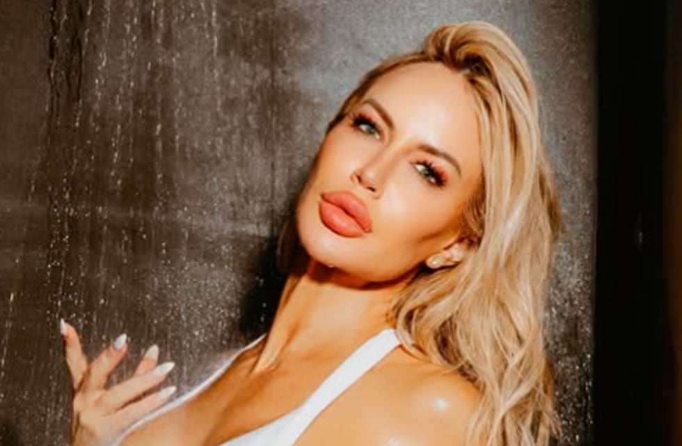 Luciana Salazar modeló con un conjunto de ropa interior semitransparente y desafió los límites de la censura