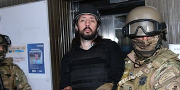 Pablo Laurta, autor del doble femicidio en Córdoba, en la Jefatura de Policía. (Ramiro Pereyra / La Voz)