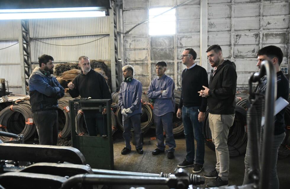 Plan Trayectorias: 3 egresados del Centro Municipal de Capacitación en Oficios se sumaron a una empresa rafaelina