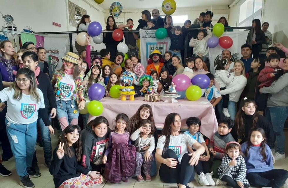 La compañía Había una vez de visita en Centros de Salud de Tres Arroyos y Bahía Blanca