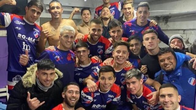 Rosario goleó y clasificó a los playoff