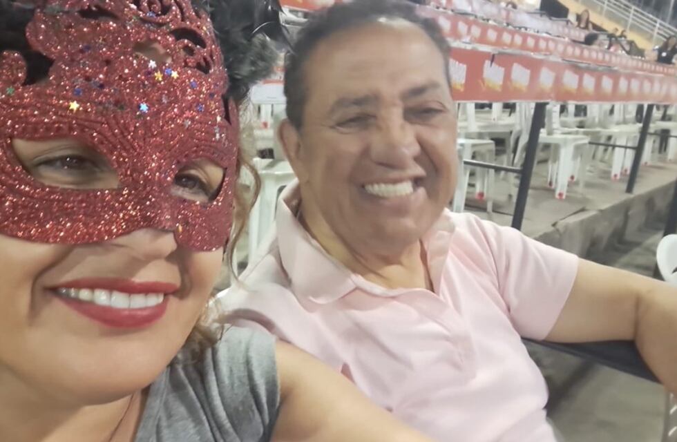 Luis D’Elía sorprendió a puro baile en la segunda noche del carnaval de Gualeguaychú