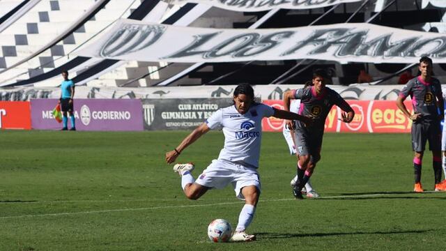 De penal y adentro. Pablo Magnín anotó cinco tantos en tres partidos. Goles que se extrañan en Alta Córdoba.