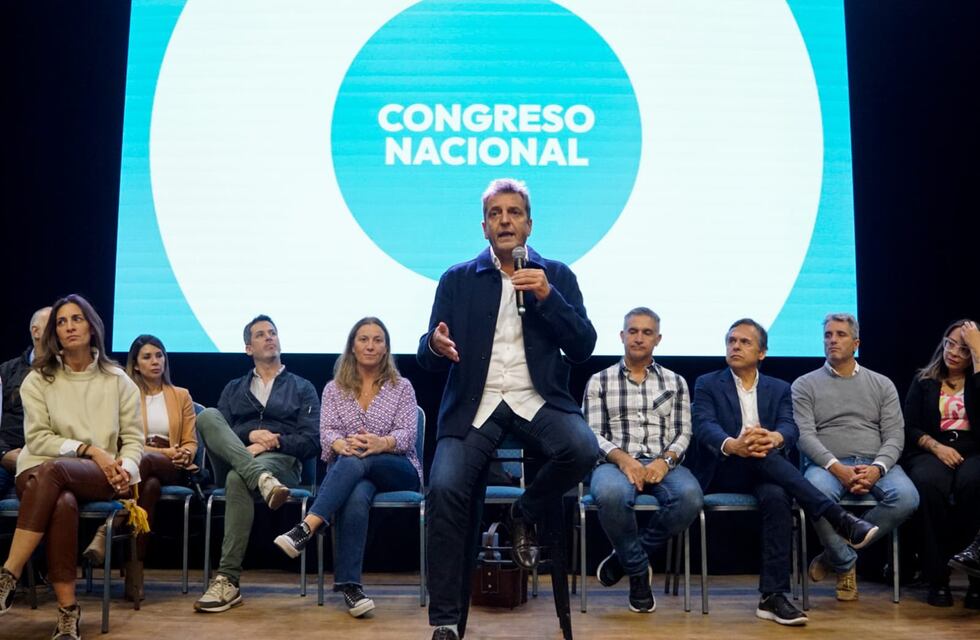 Guzmán dijo que Massa aumentó la pobreza y desde el massismo lo calificaron de “arribista”