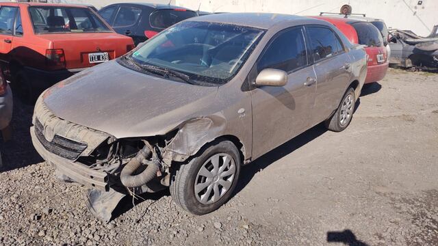 En la persecución fue apresado uno de los delincuentes que robó un vehículo (Policía).