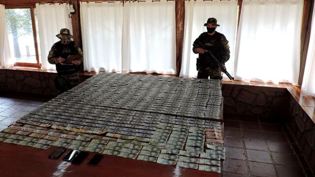 Se trataba de más de 40.000 dólares, 5.930.000 guaraníes y más de 13.000 pesos.