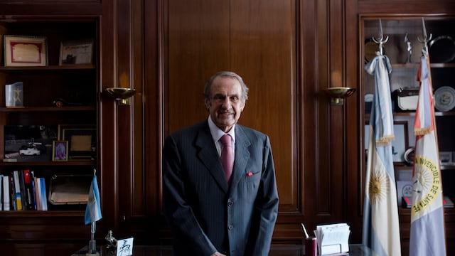 Carlos Reutemann falleció a los 79 años (Archico Clarín).