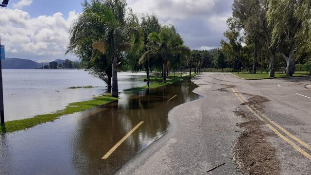 La costanera de Carlos Paz después del temporal.