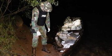 Efectivos de Prefectura Naval Argentina secuestraron cargamento de droga en Corpus.