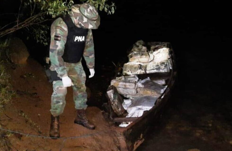Efectivos de Prefectura Naval Argentina secuestraron cargamento de droga en Corpus