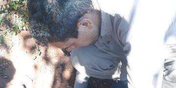 Ante la ola de robos, instalan medidores nuevos asegurados con concreto.