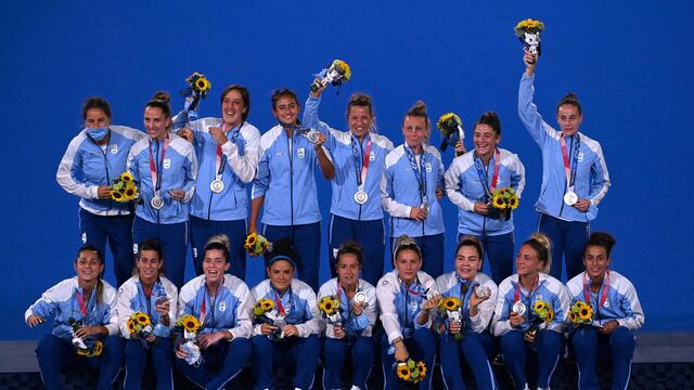 La emotiva entrega de medallas de Las Leonas.