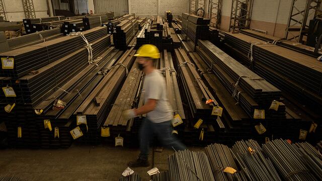 La construcción y la industria ya están por encima de los niveles prepandemia