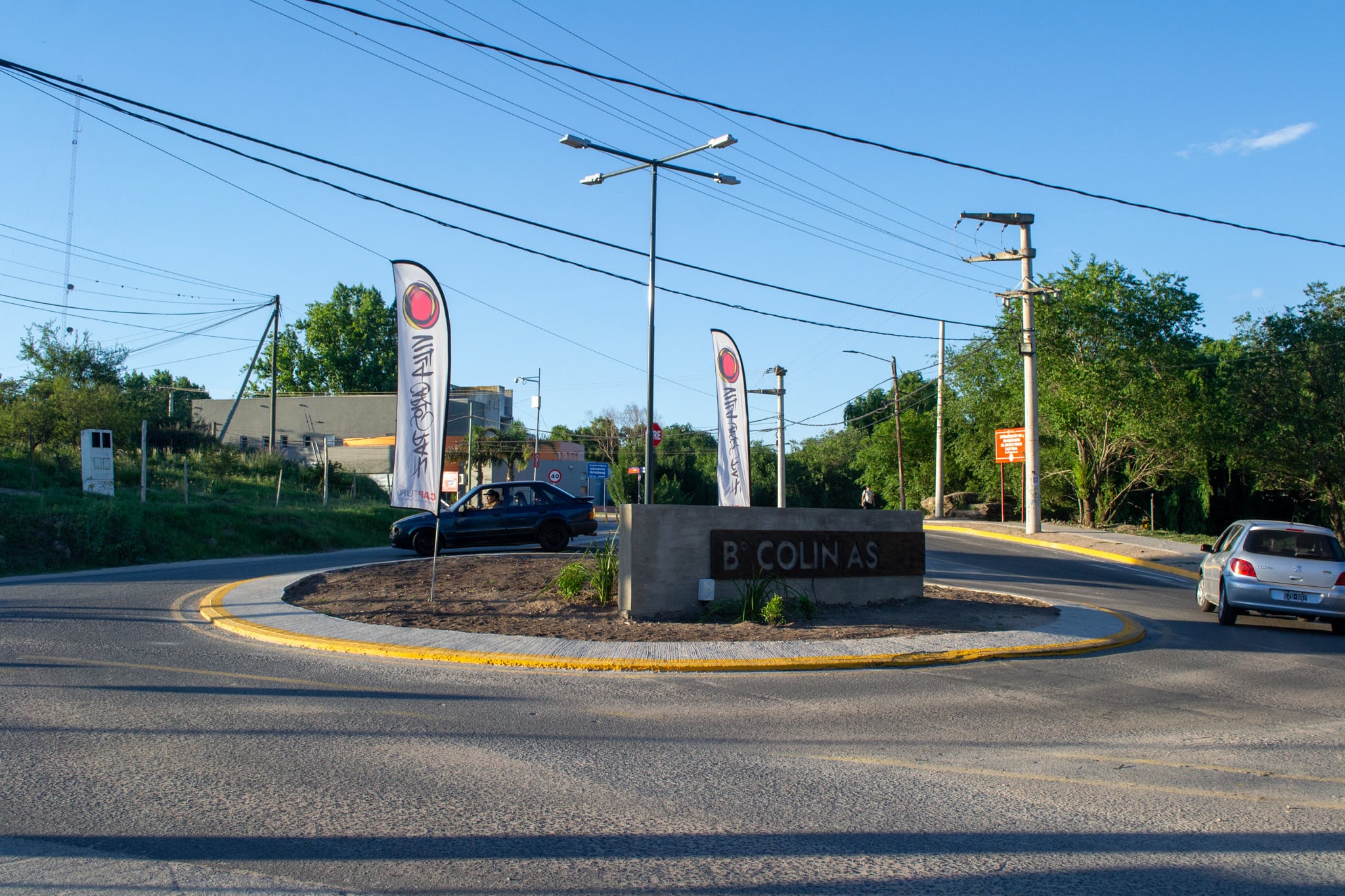 JERARQUIZACIÓN Y SISTEMATIZACIÓN DEL DISTRITO OESTE: SE INAUGURÓ LA NUEVA OBRA DE SEGURIDAD VIAL Y EMBELLECIMIENTO DEL INGRESO OESTE A VILLA CARLOS PAZ