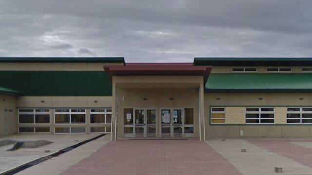 La Municipalidad de Ushuaia llevó adelante una charla sobre adicciones en el Colegio “Eva Duarte”