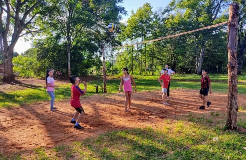 Iniciaron las Escuelas Deportivas de verano en Montecarlo