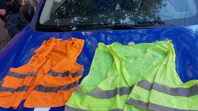 El operativo con los tres aprehendidos en barrio Nueva Córdoba.