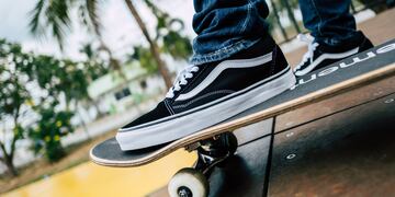 ¿Conviene comprar en Chile?: esto es lo que valen unas zapatillas Vans.