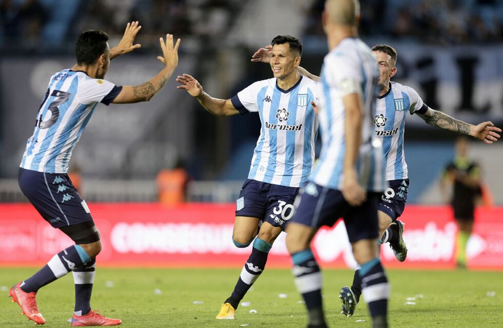 Racing le ganó 3-1 a Lanús en un duelo esencial por las copas internacionales