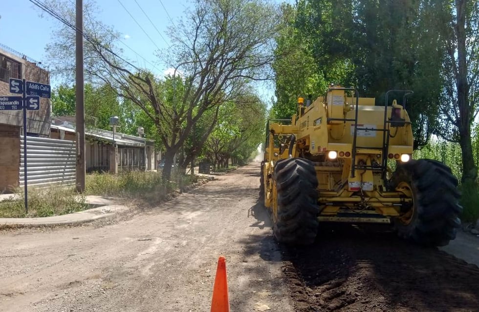 Precaución: comenzaron los trabajos en la avenida Adolfo Calle
