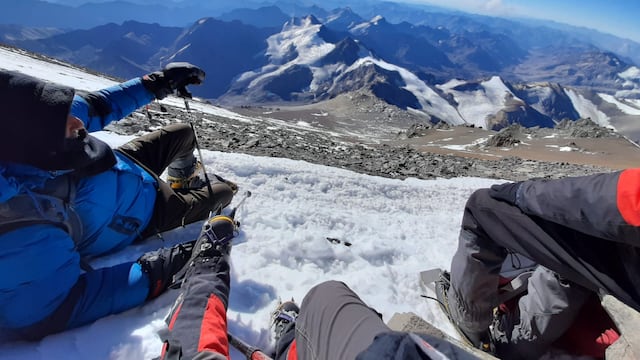 Hazaña de una familia de Villa Mercedes en el Aconcagua