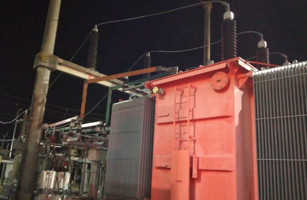 Filmaron el momento en el que estalló un transformador de la EPE