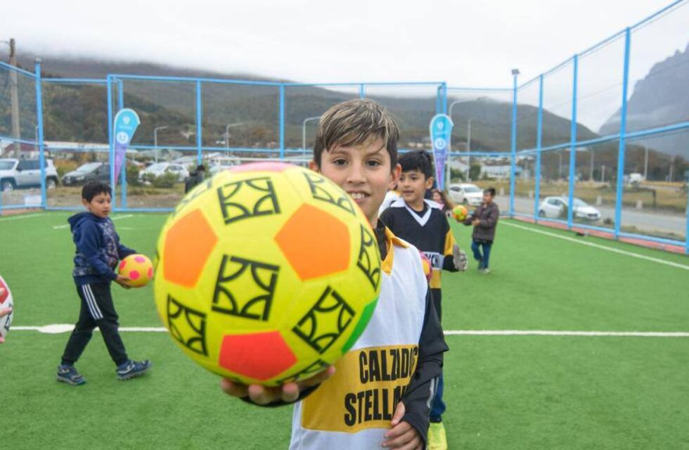 Ushuaia: se inauguró la Plaza “ARA San Juan” y el playón “Facundo José Godoy”