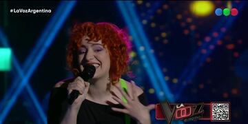 Emilia Soler, la sanjuanina de 20 años, ganó la batalla de La Voz Argentina en una performance colmada de personalidad.
