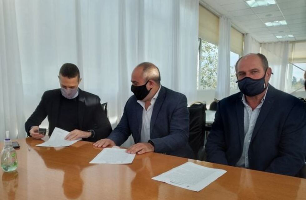 Pérez: otro convenio que impulsa el desarrollo local