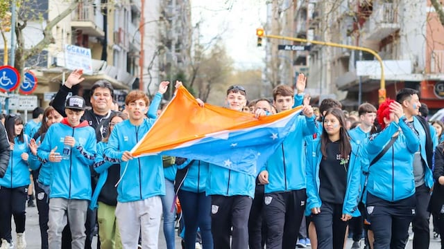 La delegación fueguina participó de la apertura de los Juegos Nacionales Evita