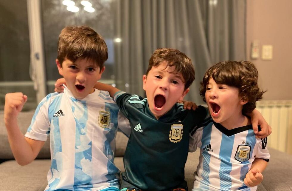 Thiago Messi le respondió a los fanáticos de su papá que esperan fuera de su casa