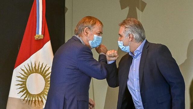 La influyente calificadora Moody's, con notas positivas para Schiaretti y Llaryora.