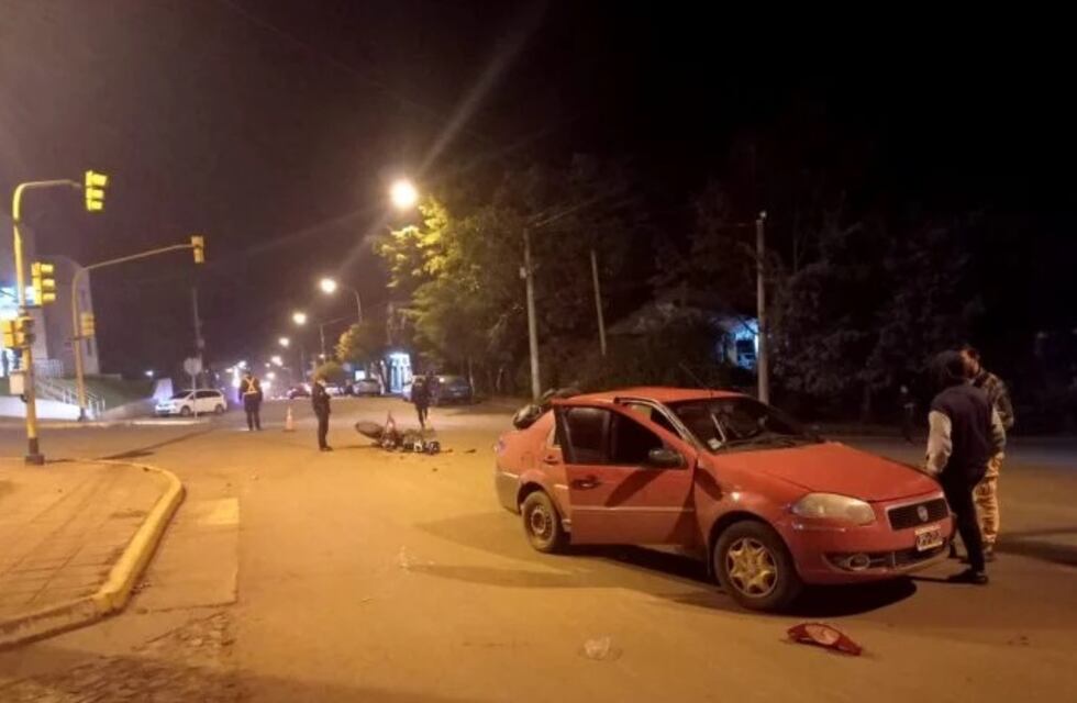 Motociclista con fractura de pierna y conductor herido tras accidente en Aristóbulo del Valle