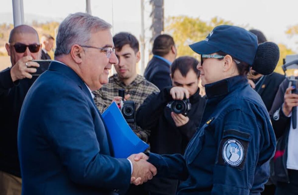 Jalil saludó a la Policía de Catamarca en su 202° aniversario