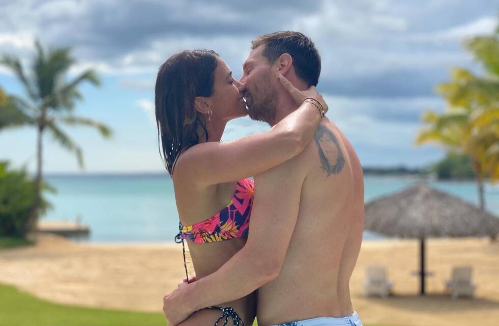 Antonela Roccuzzo cumple 34 años y Lionel Messi le dedicó sus mejores fotos