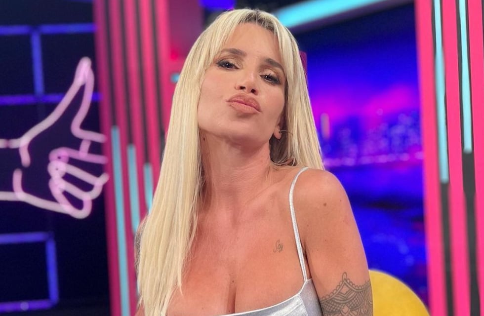 Toda una diva: Flor Peña posó en lencería negra en Instagram y le pidió su opinión a sus seguidores
