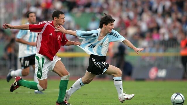 El debut de Lionel Messi en la Selección Argentina frente a Hungría, en Budapest.