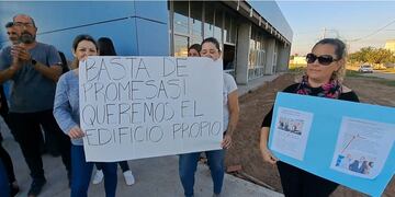 Reclamos Escuela PROA Arroyito