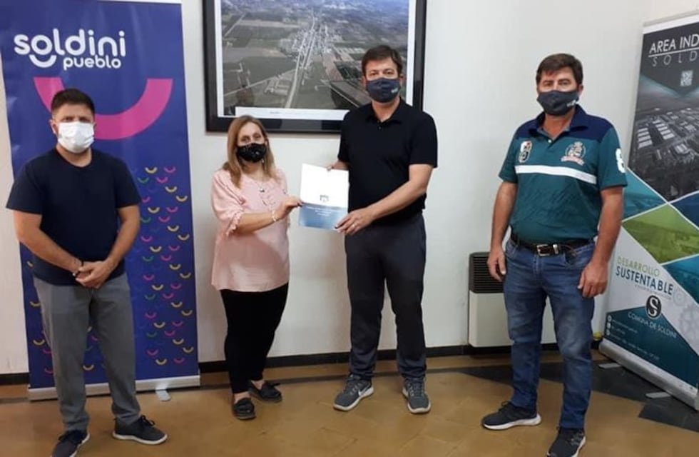 Comuna de Soldini entregó una ayuda económica a la Biblioteca Popular José Pedroni