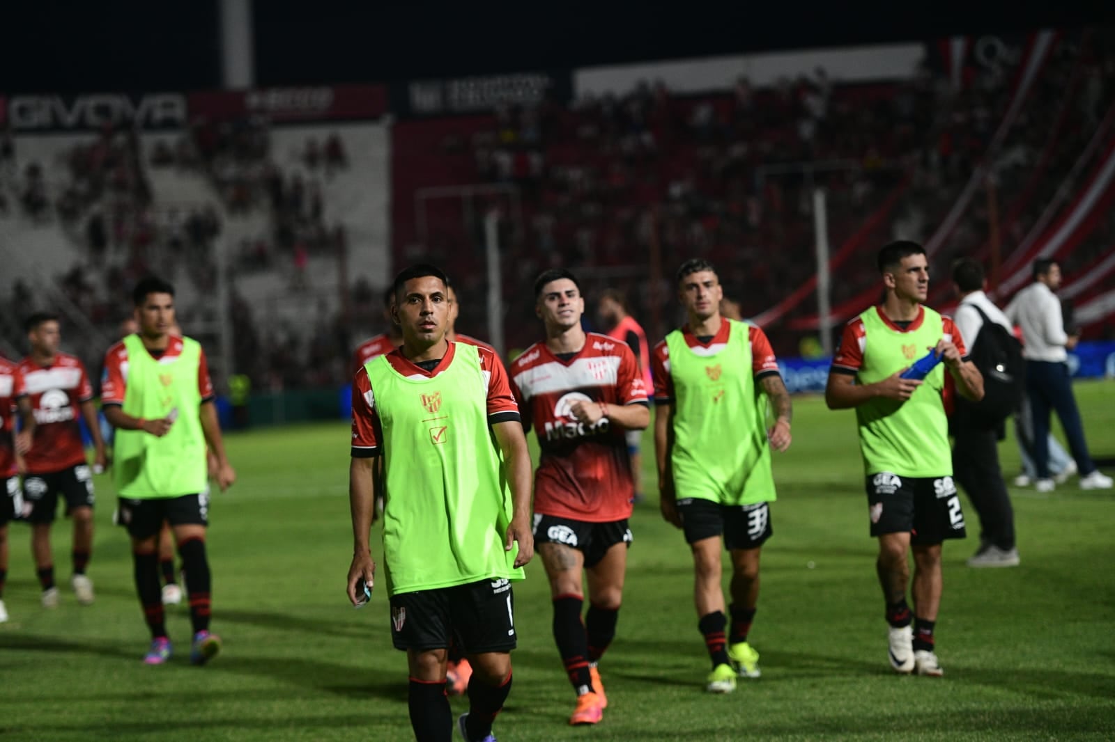 Instituto vs. Vélez, por la fecha 1 del Torneo Apertura en Alta Córdoba. (Javier Ferreyra / La Voz)