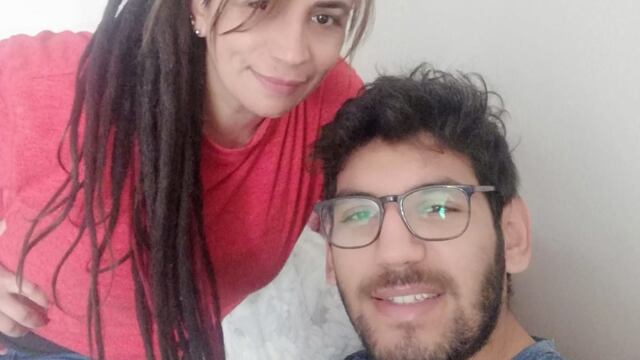 Alan presenta múltiples tics y necesita un diagnóstico.