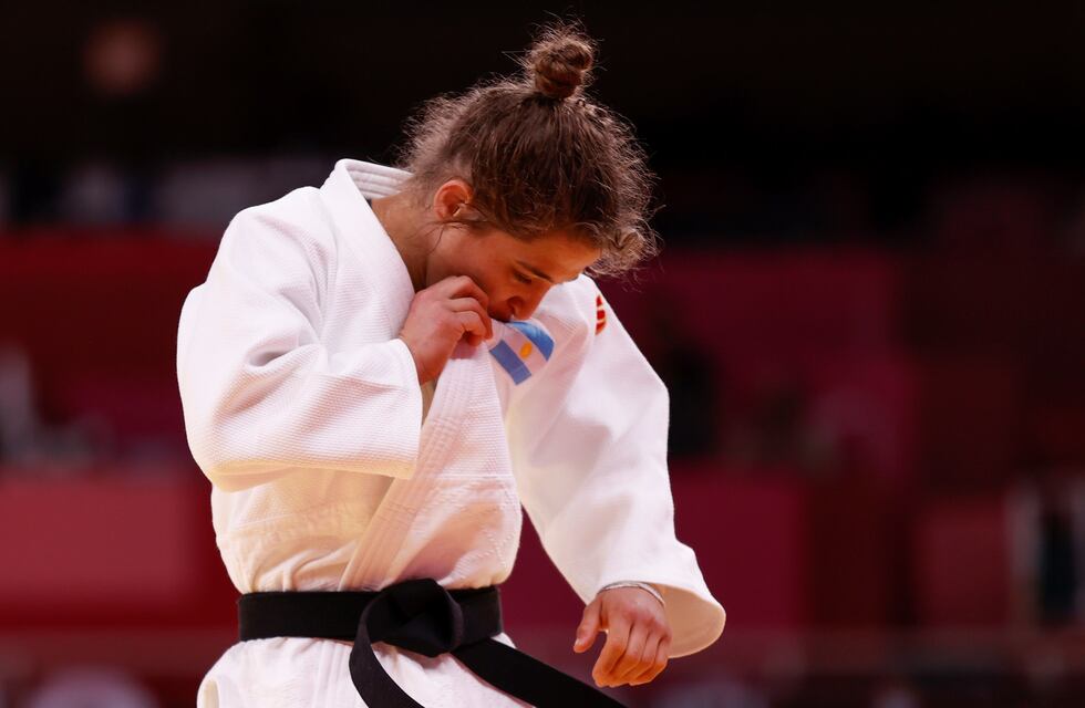 Juegos Olímpicos: el emotivo recibimiento a Paula Pareto en la Villa Olímpica