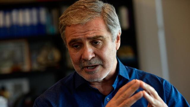 Walter Grahovac, ministro de Educación.