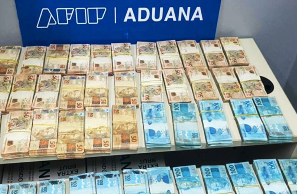 Intentaba salir del país con 350 mil reales