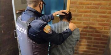 El hombre fue acusado por una joven de 21 años, quien sería de su misma familia.